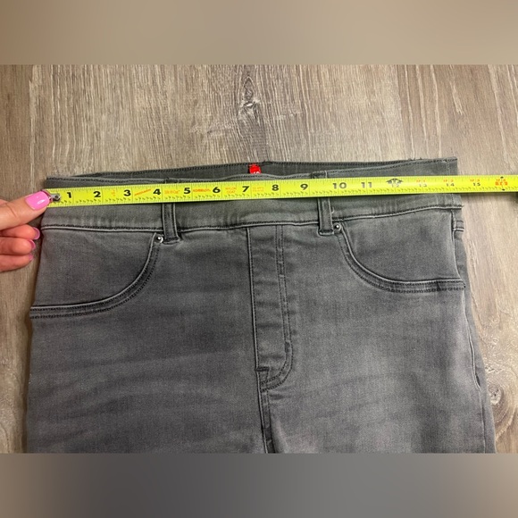 Spanx Pull On Stretch Skinny Raw Hem Jeans Vintage Gray Medium - Picture 8 of 11